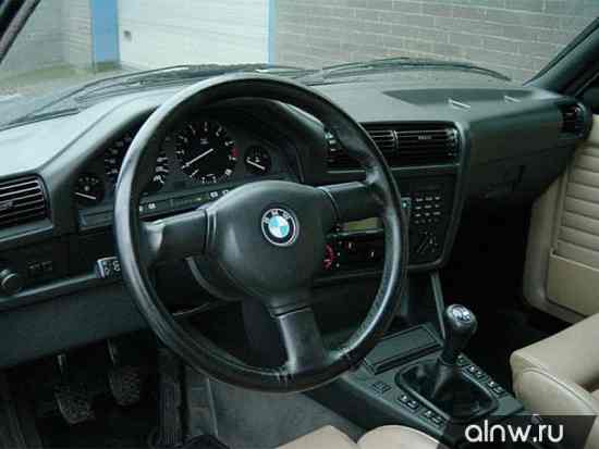 Каталог запасных частей BMW 3 series II (E30) Седан